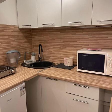 شقة Maly Apartament Z Kuchnia I Lazienka شتشيتسين المظهر الخارجي الصورة
