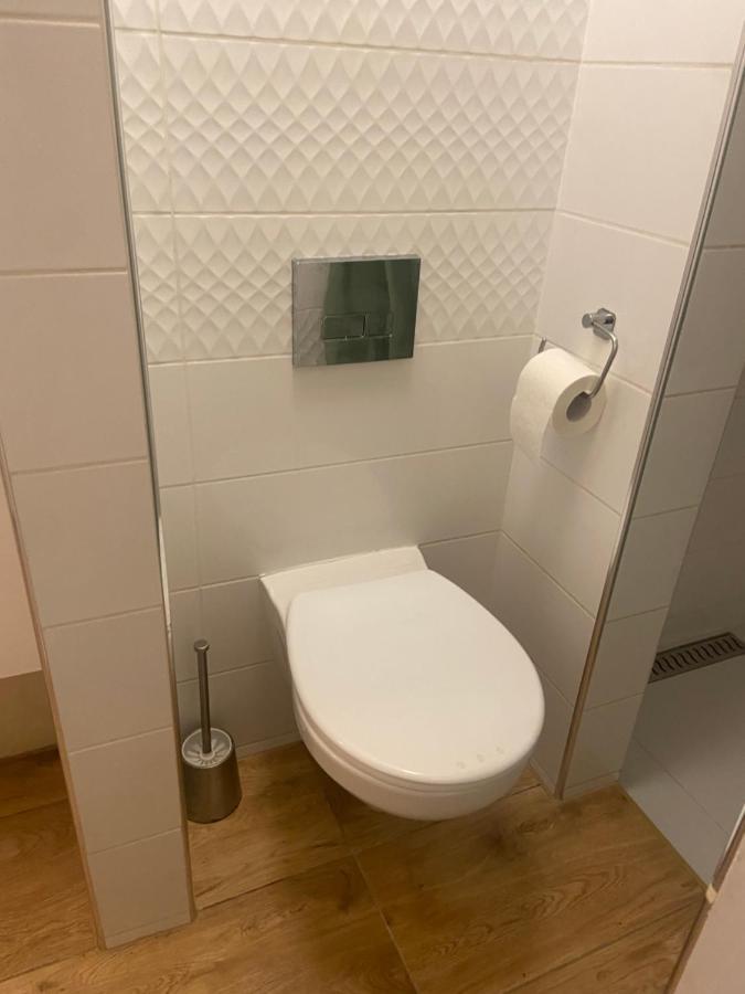 شقة Maly Apartament Z Kuchnia I Lazienka شتشيتسين المظهر الخارجي الصورة