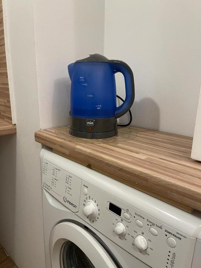 شقة Maly Apartament Z Kuchnia I Lazienka شتشيتسين المظهر الخارجي الصورة